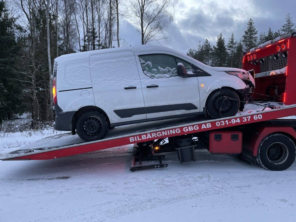 Skrota bilen tryggt och miljövänligt